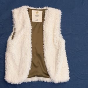 Tucker and tate girls faux fur vest